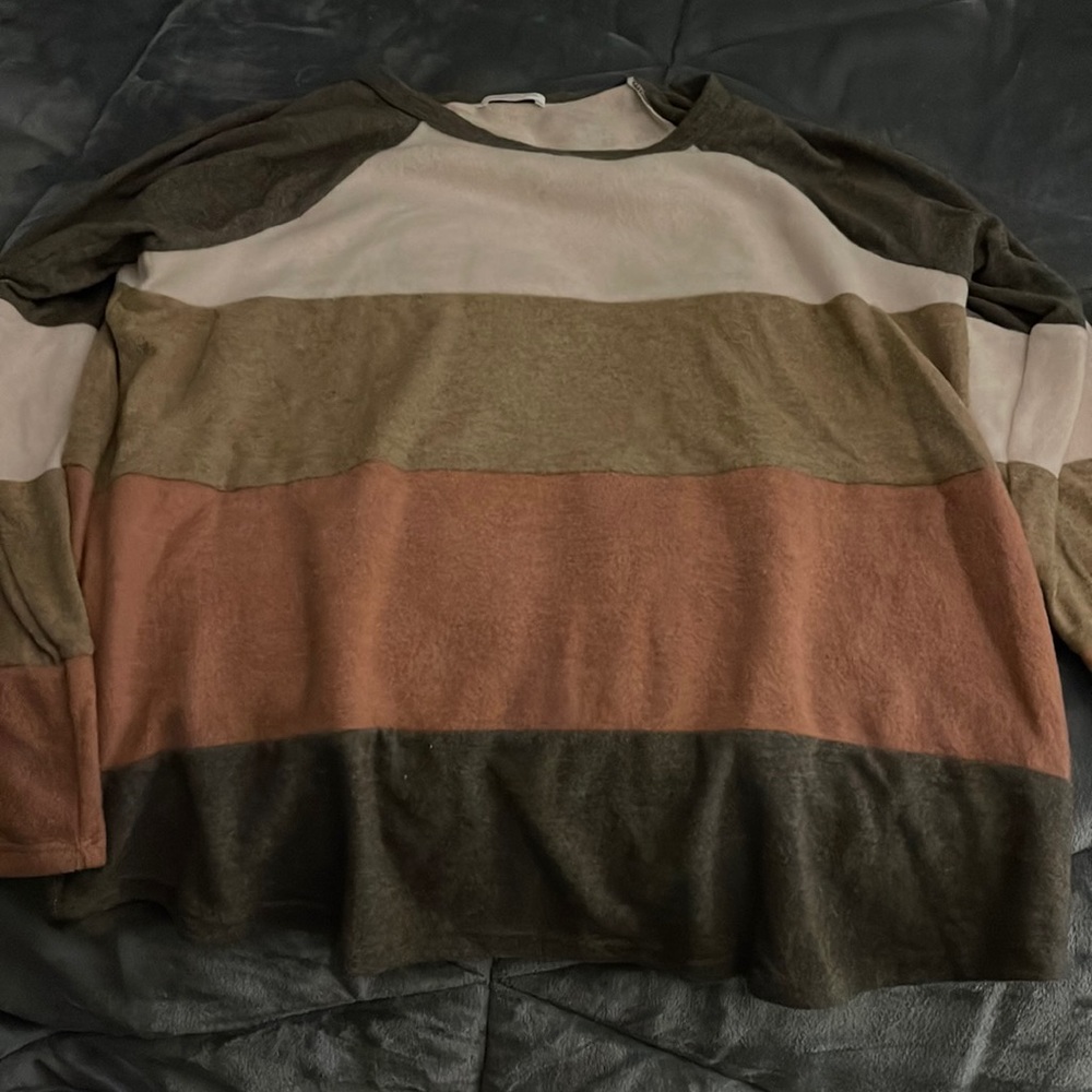 Chic Soul long sleeve sweater